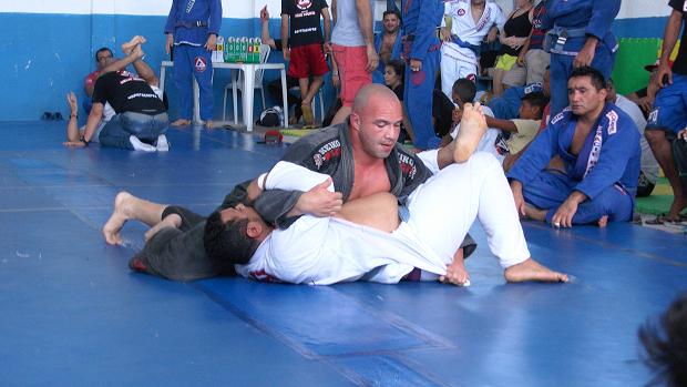 TV Meiaguarda – II Campeonato Interno Total Combat – Paulo Cintura x Charles Regis