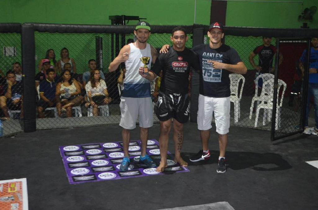 I Point da Luta: Jowh Silva dá show de Jiu-Jitsu em noite de nocautes e finalizações