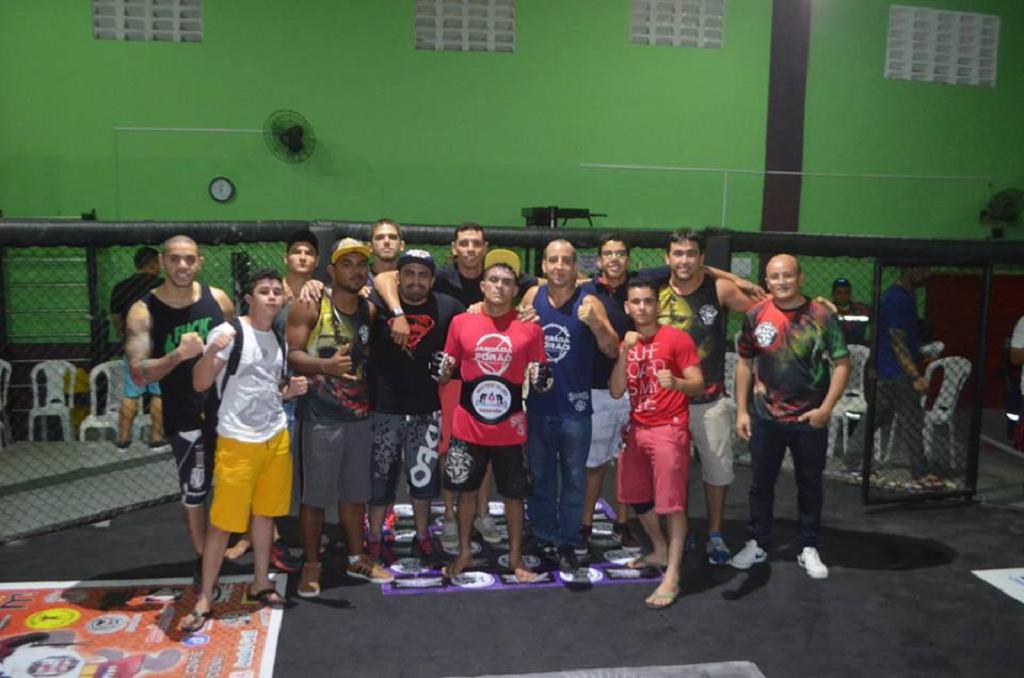 I Point da Luta: Jowh Silva dá show de Jiu-Jitsu em noite de nocautes e finalizações