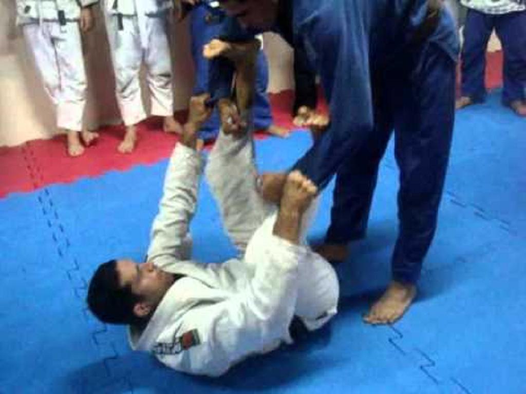 Aprenda uma raspagem com Thiago Goiabeira