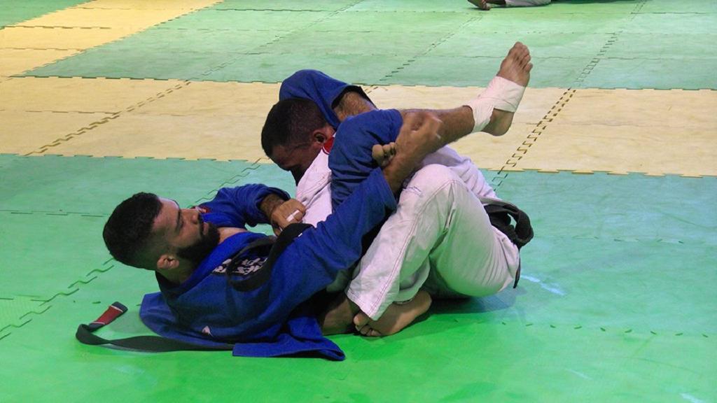 TV Meiaguarda – Nordeste BJJ Pro – Preta Leve – Léo Silveira x Julio Medeiros