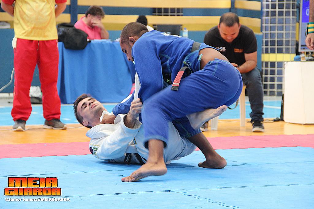 TV Meiaguarda – Classic BJJ Pro – Final Preta Leve – Felipe Demolidor x Almir Jr