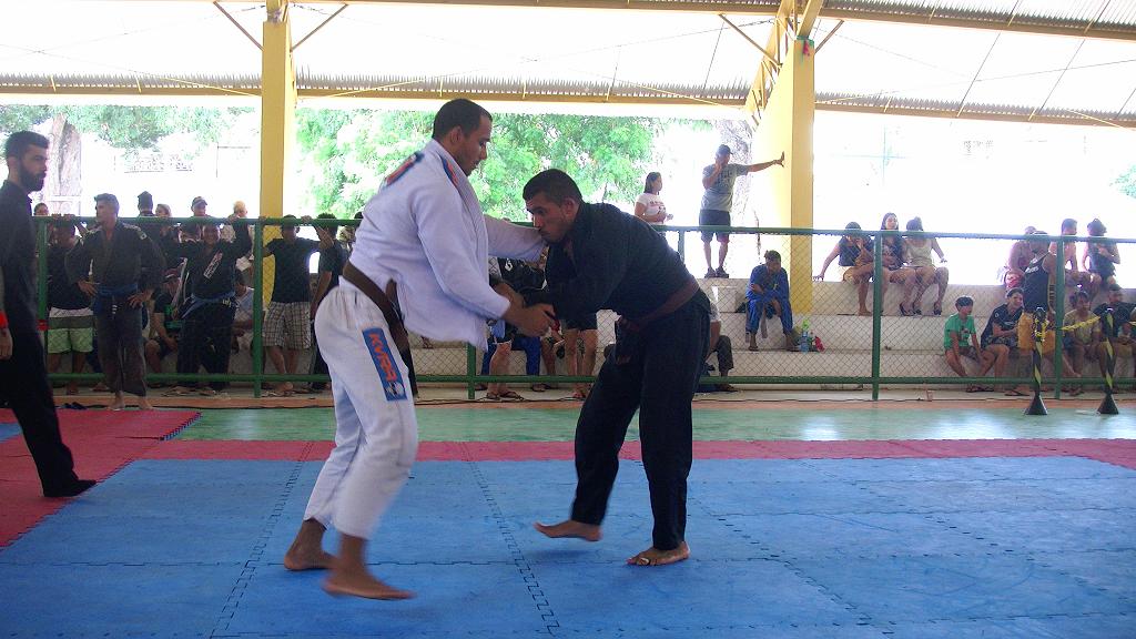 TV Meiaguarda – Circuito Combate – Final Marrom Meio-Pesado – Emerson Melo x Jecton Panda