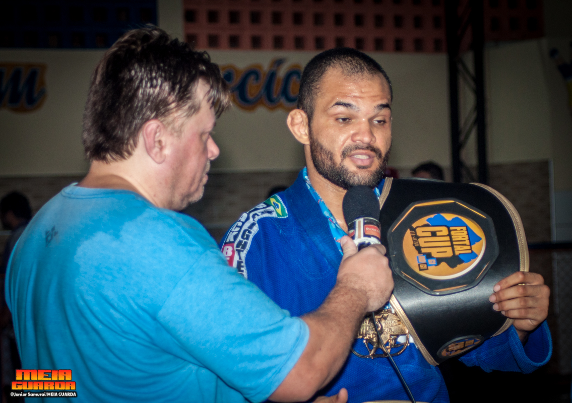 TV Meiaguarda – Italo Gonçalves comenta ouro duplo no Fortal Cup de Jiu-Jitsu