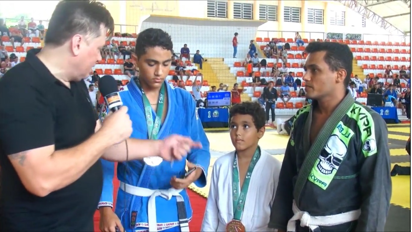 TV Meiaguarda – Alunos de Andre Ribeiro, Samarone e seus filhos comentam participação no Pan FIJJD