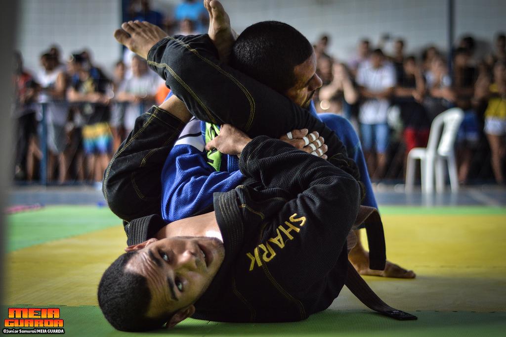 Veja quem foi destaque no Jiu-Jitsu do Campeonato Interestadual