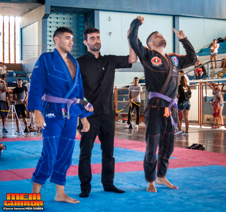 TV Meiaguarda – 2ª Copa Armlock – Final Absoluto Roxa leve – Antonio Filho x Emidio Neto