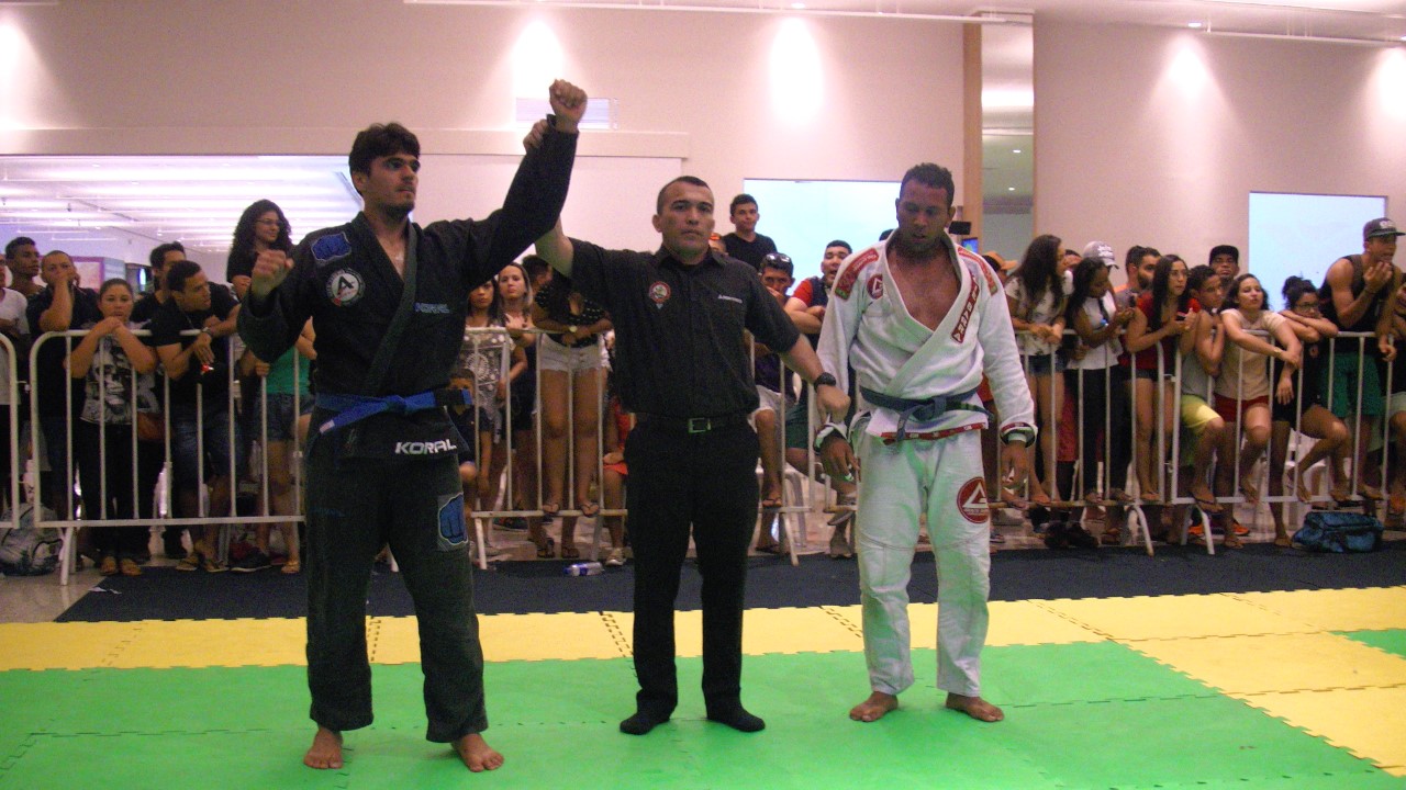TV Meiaguarda – III Copa Berimbolo – Final Azul Super-pesado – Emanuel Ricardo x Pedro Henrique